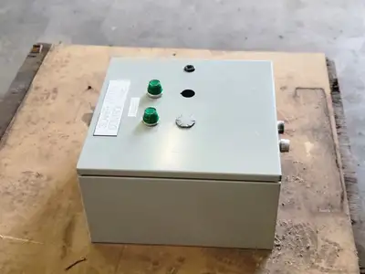 USED HAMMOND MANUFACTURING EN4SD16168GY