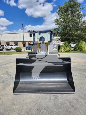 USED 2023 MECALAC AX1000