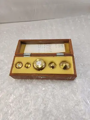 MITUTOYO CALIBRATION LAB WEIGHTS