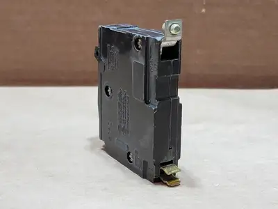 USED SQUARE D DP-4043