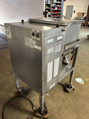 Used 2013 HOLLYMATIC 180-A Grinder Mixer Illinois US | M&M Equipment Corp. #1540697