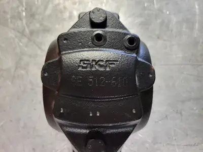 NEW SKF SE512-610