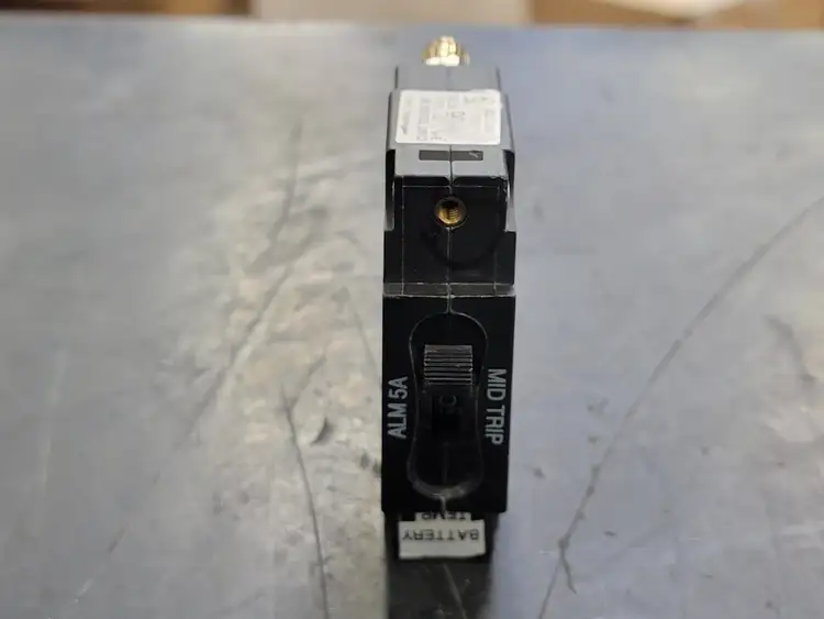 Used CARLING TECHNOLOGIES CT1-X0-23-919-A21-MJ-5 Switchgears British Columbia CA | Lenmark #244736