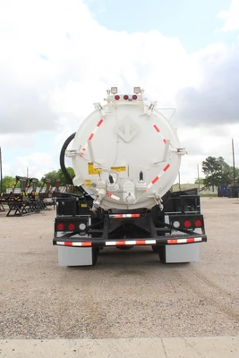 Used 2018 FREIGHTLINER 114SD Septic/Sewer/Vacuum Trucks Texas US | Roll Off Truck World #1491812