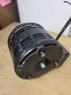 Used Variac Variable Transformer with Dial Control
