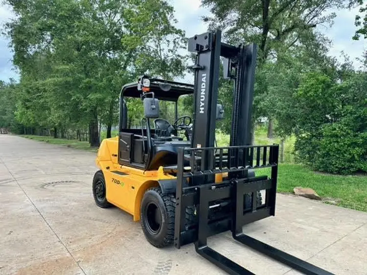 Used 2016 HYUNDAI 70D-9 Internal Combustion Forklifts: Pneumatic Tire Texas US | North Texas Equipment Services #921794