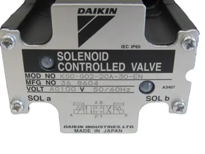 NEW DAIKIN INDUSTRIES KS0-G02-2CA-30-EN SOLENOID VALVE KS0G022CA30EN
