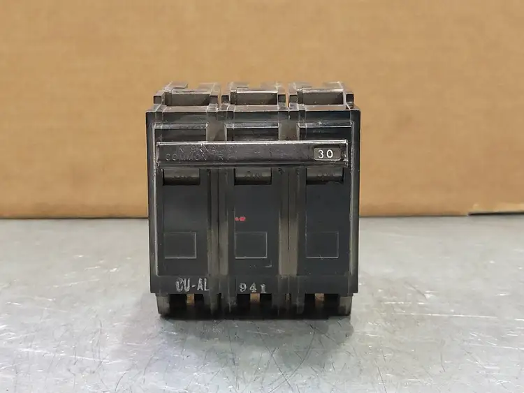 Used WESTINGHOUSE THQL32030 Switchgears British Columbia CA | Lenmark #243333