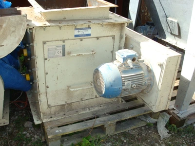 Guttridge Twin Roll Macerator M/S