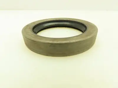 National 450115 Oil Seal 2.125 in Shaft, 2.996 in OD, 0.500 in Width, Lot of 5