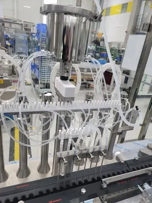 USED 1900 SYNTEGON AUTO INJECTION FILLING LINE