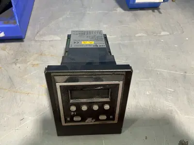 Used RED LION CONTROLS LNXC1000 Counters/Timers Ohio US | HGR 24 #1485317