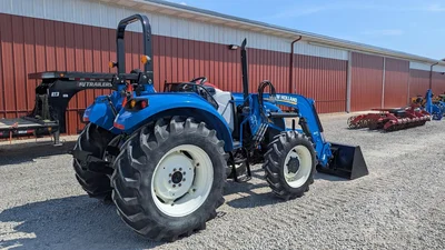 USED 2011 NEW HOLLAND T4.75