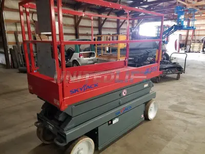 Used 2007 Skyjack SJ3220 Platform Lifters New York US | United Lift #1445664