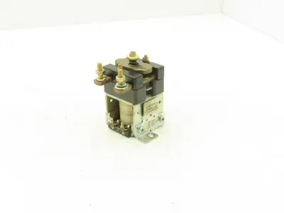 Toyota CT200A24D1M AC Motor Contactor 200A 24V Coil Off 8HBW30 Pallet Jack
