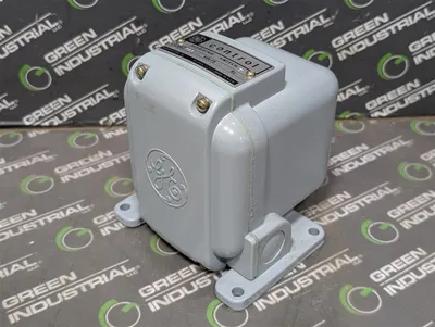 General Electric CR2962F2B Surface Mount Plugging Switch 40-140 RPM no box New