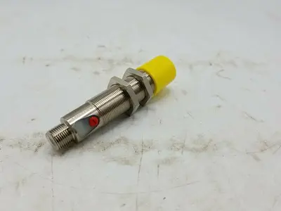 New | in-Stock BALLUFF BOS014W Sensors | ND Industrial Surplus #1223824