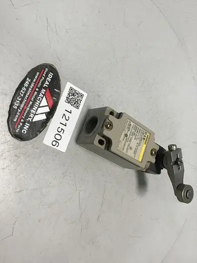 USED OMRON D4B-2115N-R