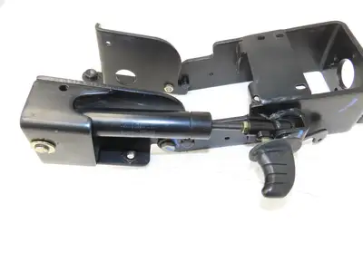 Hyster 8808585 Forklift Steering Column Tilt Bracket Assembly Removed From E80XN