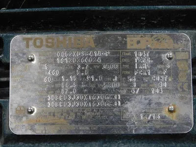 Toshiba 0052XDSB41A-P Motor 5 HP 3.7kW 3500 RPM 5200 Max. RPM 460V 5.8A Used