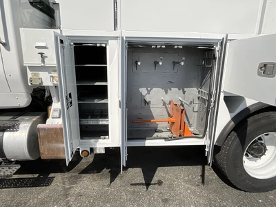Used 2013 INTERNATIONAL 7500 Bucket (boom) trucks California US | Big Truck & Equipment #1412217