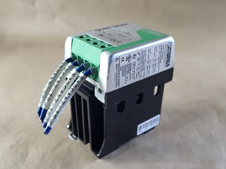 Used PHOENIX CONTACT 2938963 Misc Electrical & Power Parts British Columbia CA | Lenmark #254140