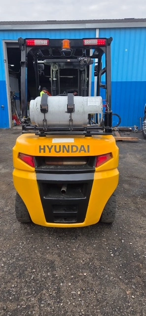 Used 2022 HYUNDAI 25L-9A Misc Forklifts California US | Revelation Machinery #1171567