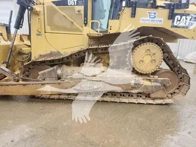USED 2016 CATERPILLAR D6T XL