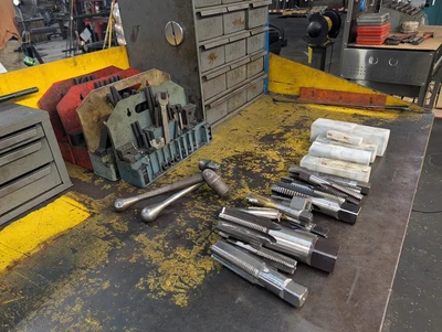 Used _UNKNOWN_ _UNKNOWN_ Work Benches Texas US | IRS Auction #1320821