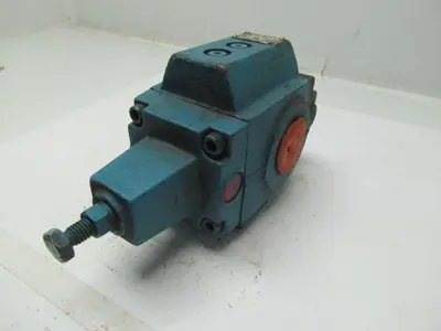 Vickers RCT 12 A2 30 Pressure Control Valve 1-1/2" NPT