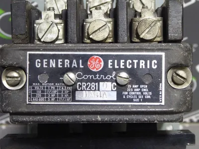 GE CR2810C 11AB1A NEMA Size 1 Motor Starter Contactor 110V/60Hz Coil Used