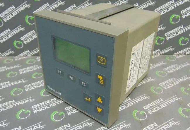 Honeywell 9782P-01-VC-E1000-00 pH/ORP Analyzer Controller Used