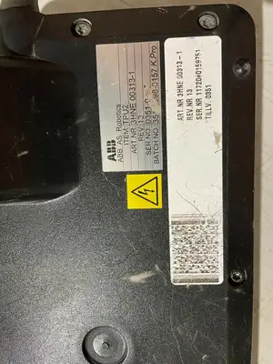 Used ABB Manipulator, Controller, Teach Pendant, Cables Robots Michigan US | Maverick Industrial Sales #1397502