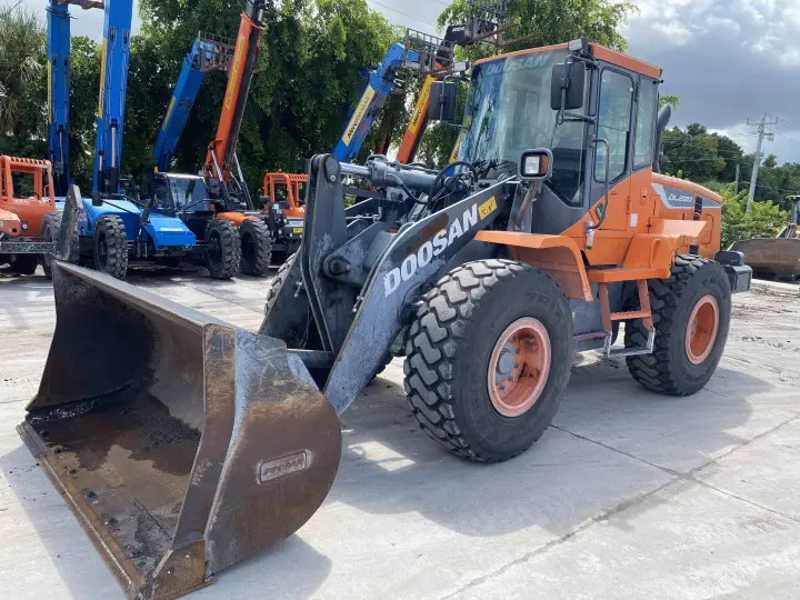 Used 2019 DOOSAN DL220-5 Wheel Loaders Pennsylvania US | Steam Well LLC 8 #114954