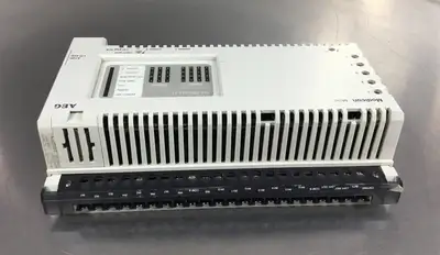 USED Schneider 110 CPU 512 01