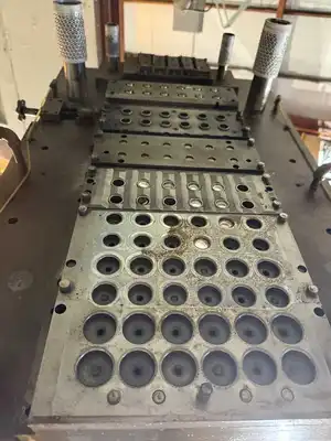 USED 1979 OAK FDM-478