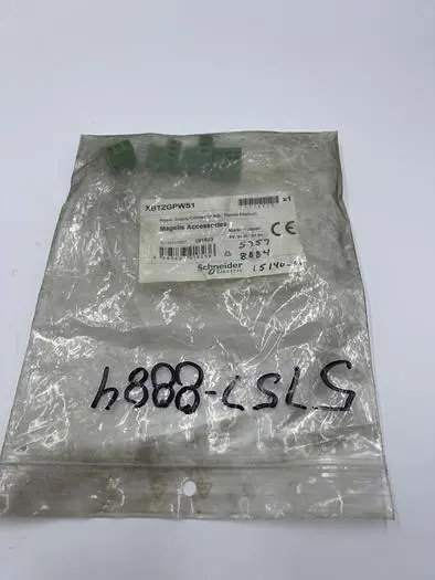 New | in-Stock SCHNEIDER SCHNEIDER XBTZGPWS1 Misc Electrical & Power Parts | ND Industrial Surplus #1215437
