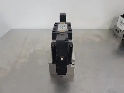 NEW SMC NVFS5200-5FZ-04T