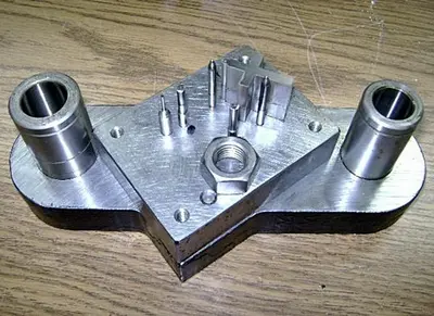 0584-390 Stamping Press Tool and Die Set to Make Religious Cross – Jewelry, Pendant