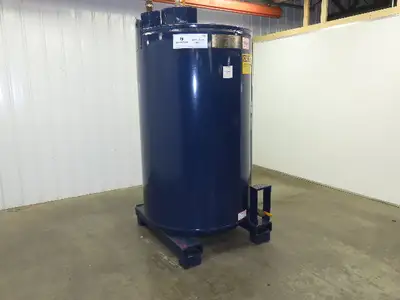 Clawson Container Co. 500 Gallon Jumbo Drum Portable Tank With Lid