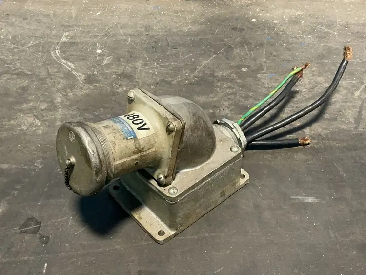 Used CROUSE HINDS AR1047 Bus Bars & Plugs Ohio US | HGR 24 #1355973