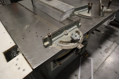 Used TANNEWITZ XJS SLIDING TABLE SAW Woodworking Table Saws Minnesota US | Machinesused.com #1295838