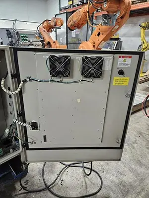USED 2012 YASKAWA MOTOMAN MH6