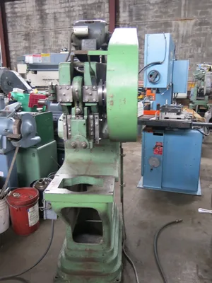 ROUSSELLE 2G 15 TON DEEP THROAT PUNCH PRESS