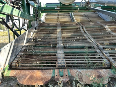 Used _UNKNOWN_ _UNKNOWN_ Self-propelled Harvesters Idaho US | Tri-Steel Manufacturing #1557127