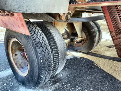 Used 1995 ALLIS-CHALMERS ST RIPL-FLO Vibratory Screens Wisconsin US | Proxy Equipment #1384888