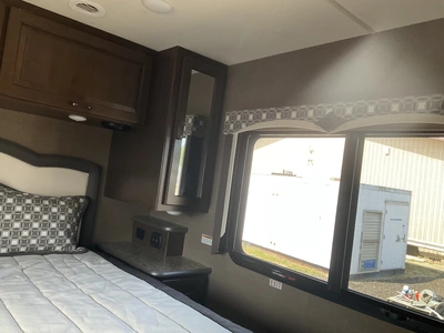 Used 2017 THOR MOTOR 31Z Campers, Caravans, Motorhomes Michigan US | Miedema Asset Management Group #1322363