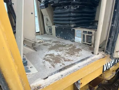2005 Caterpillar 160H