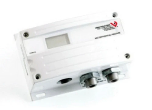 Veris PWLX04S Wet Differential Pressure Sensor With LCD, 12 to 30 VDC/24 VAC In [New]