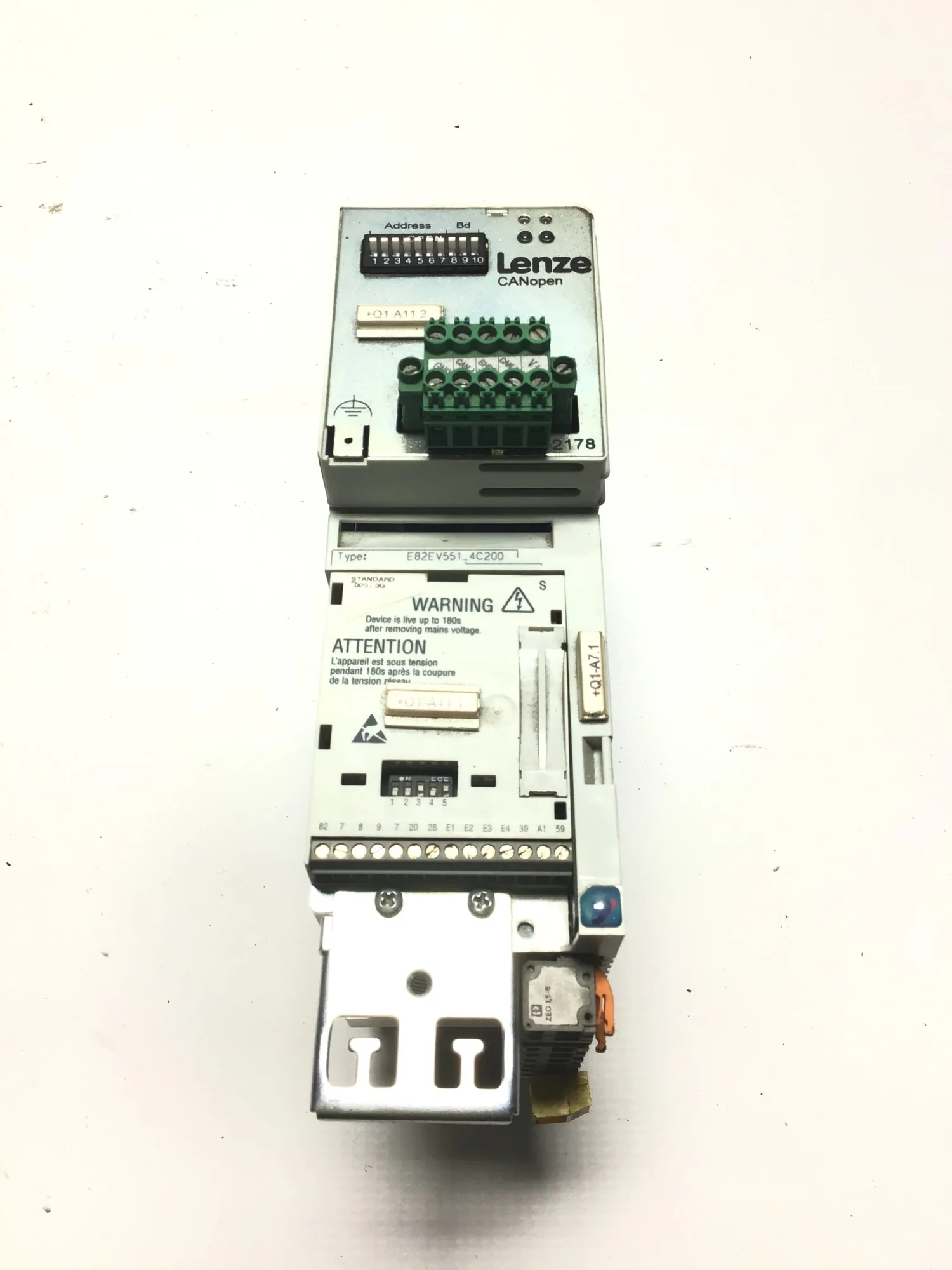 Lenze E82EV551-4C200 Vector Frequency Inverter